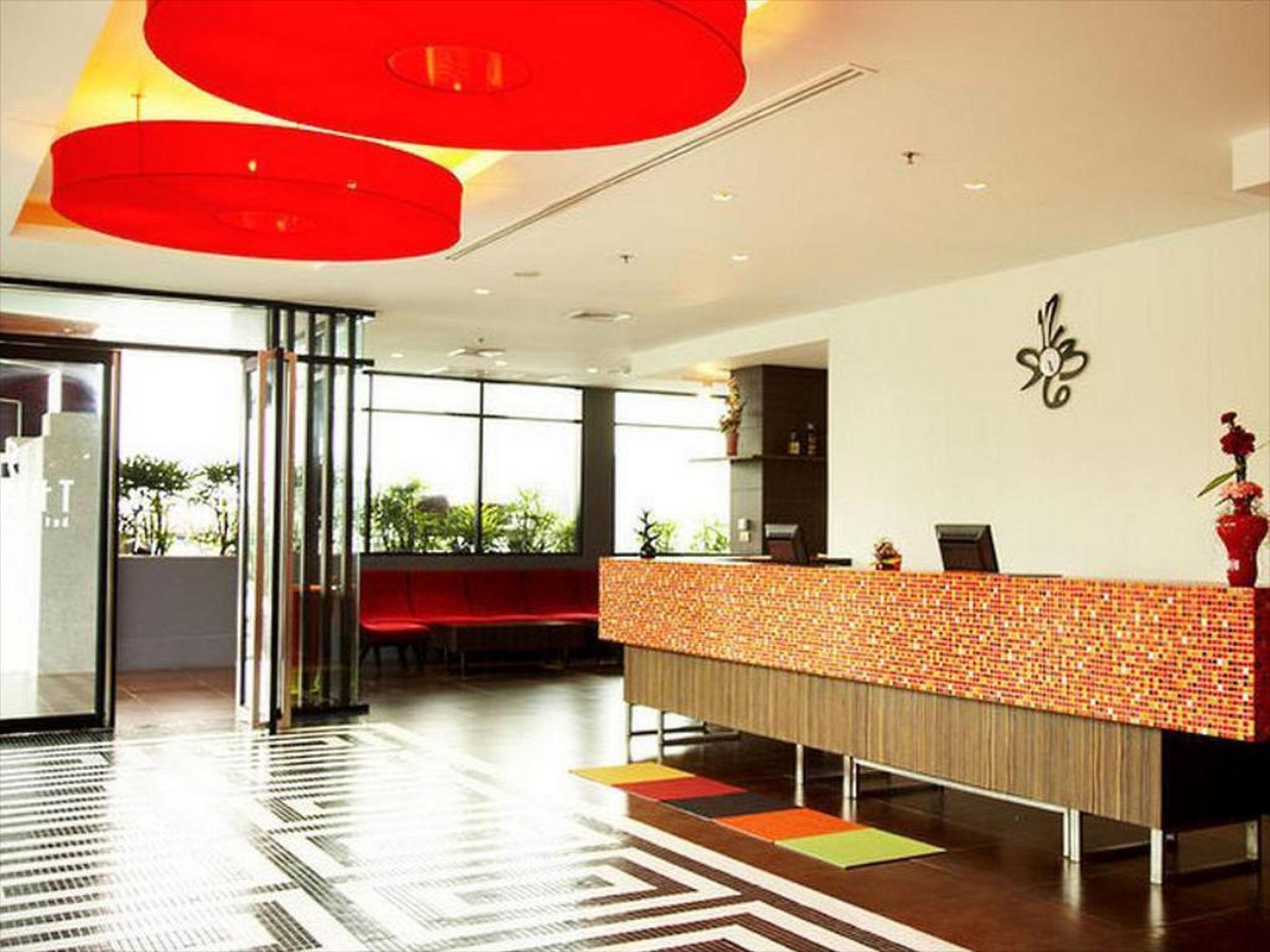 The Sez Hotel Bangsaen Exterior foto